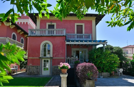 Zu verkaufen Villa Meer Camaiore Toscana
